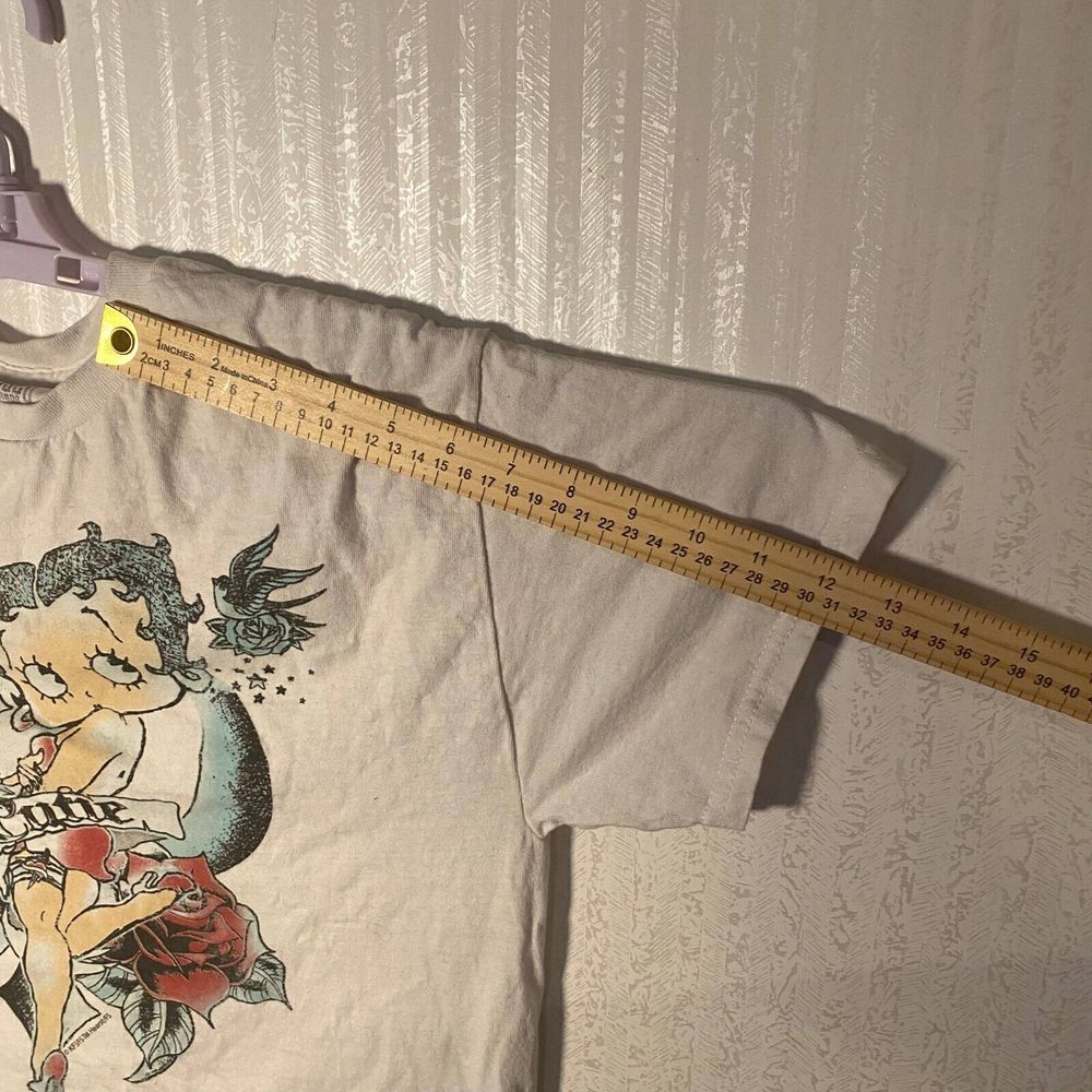 Betty Boop Graphic T Shirt Women's Size M White‎ 100% Cotton Short Sleeves - Picture 7 of 8